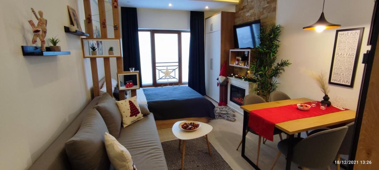 Sans Lux Apartman N42 Milmari كوباونيك المظهر الخارجي الصورة
